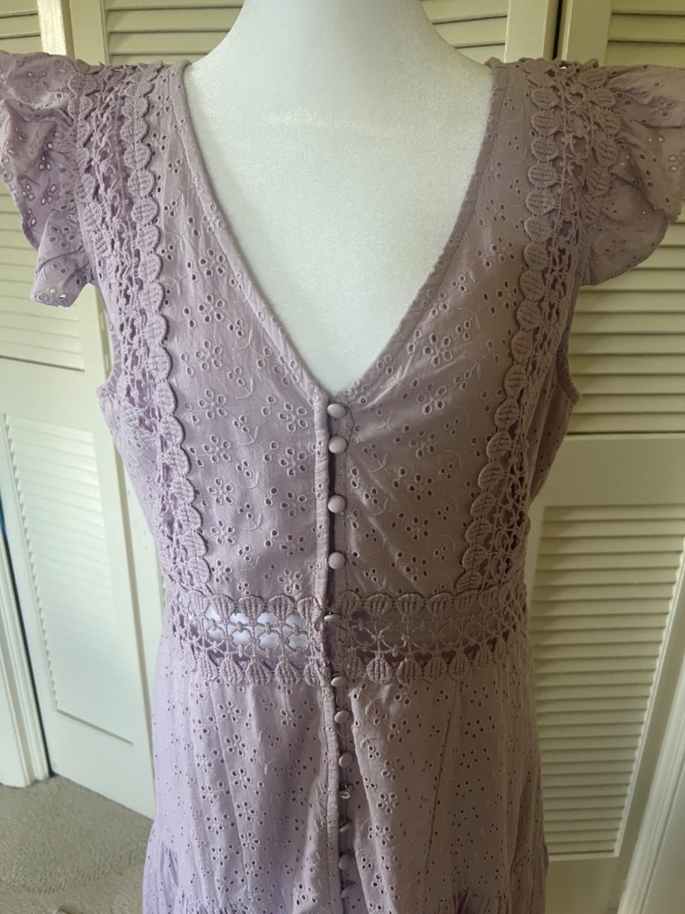 Lilac eyelet Altered State dress size large - Picture 4 of 14